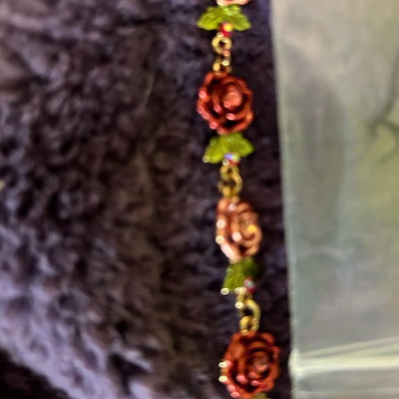 Betsey J bundle - Picture 5 of 5